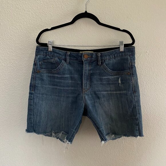Democracy AB Technology Denim Shorts Distressed Raw Hem Cut-Off Size 14 - Picture 1 of 3